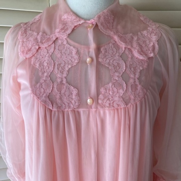 Vintage Floor Length Gown and Robe (as is) - Picture 7 of 15